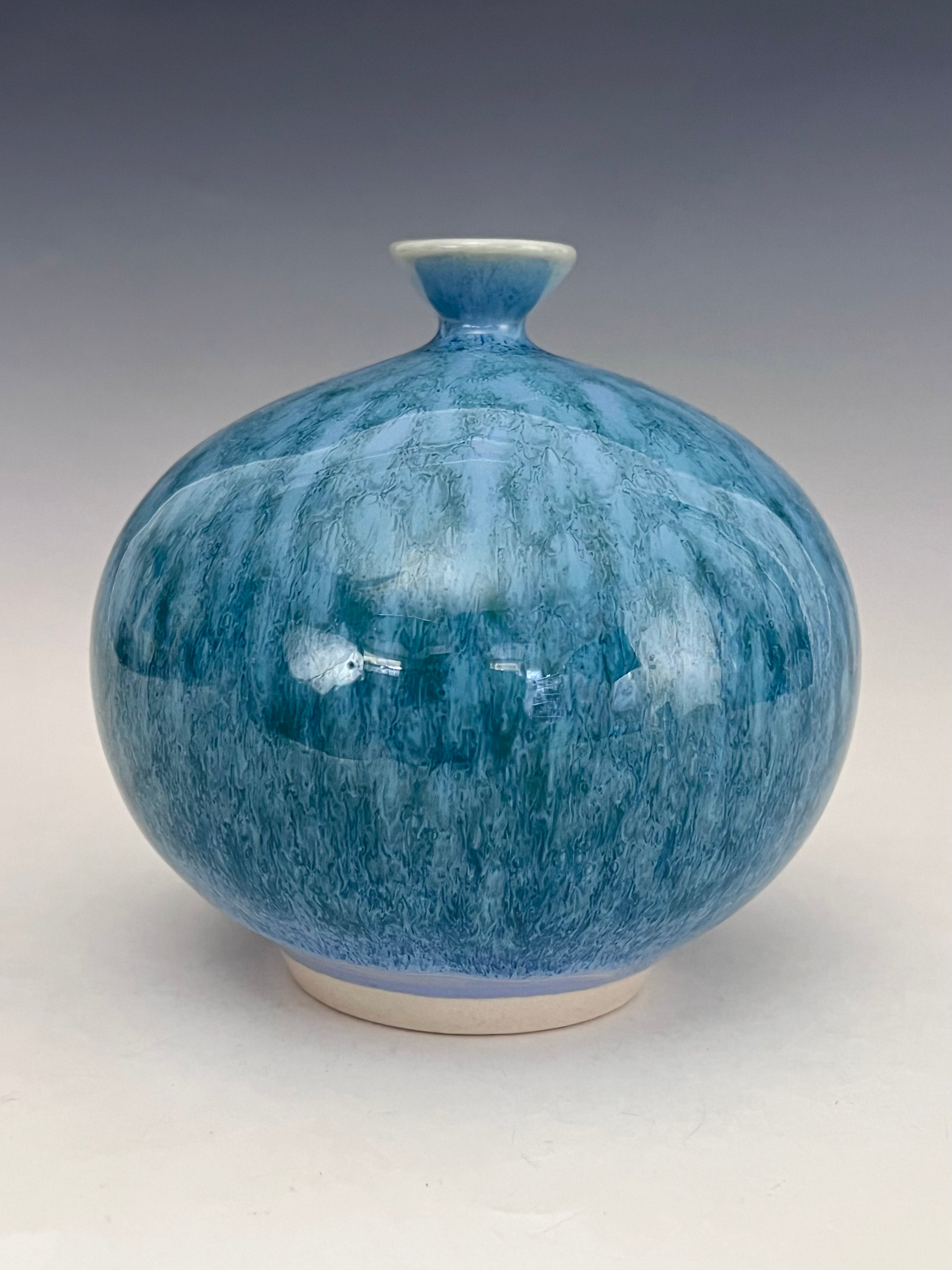 106. Waterfall Vessel