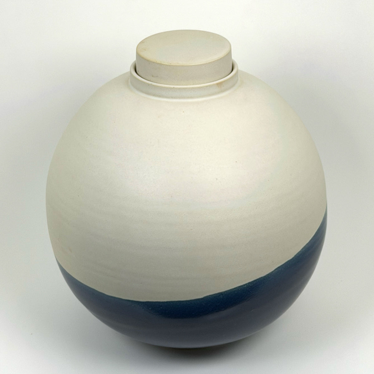 21. Large Ocean Blue Urn