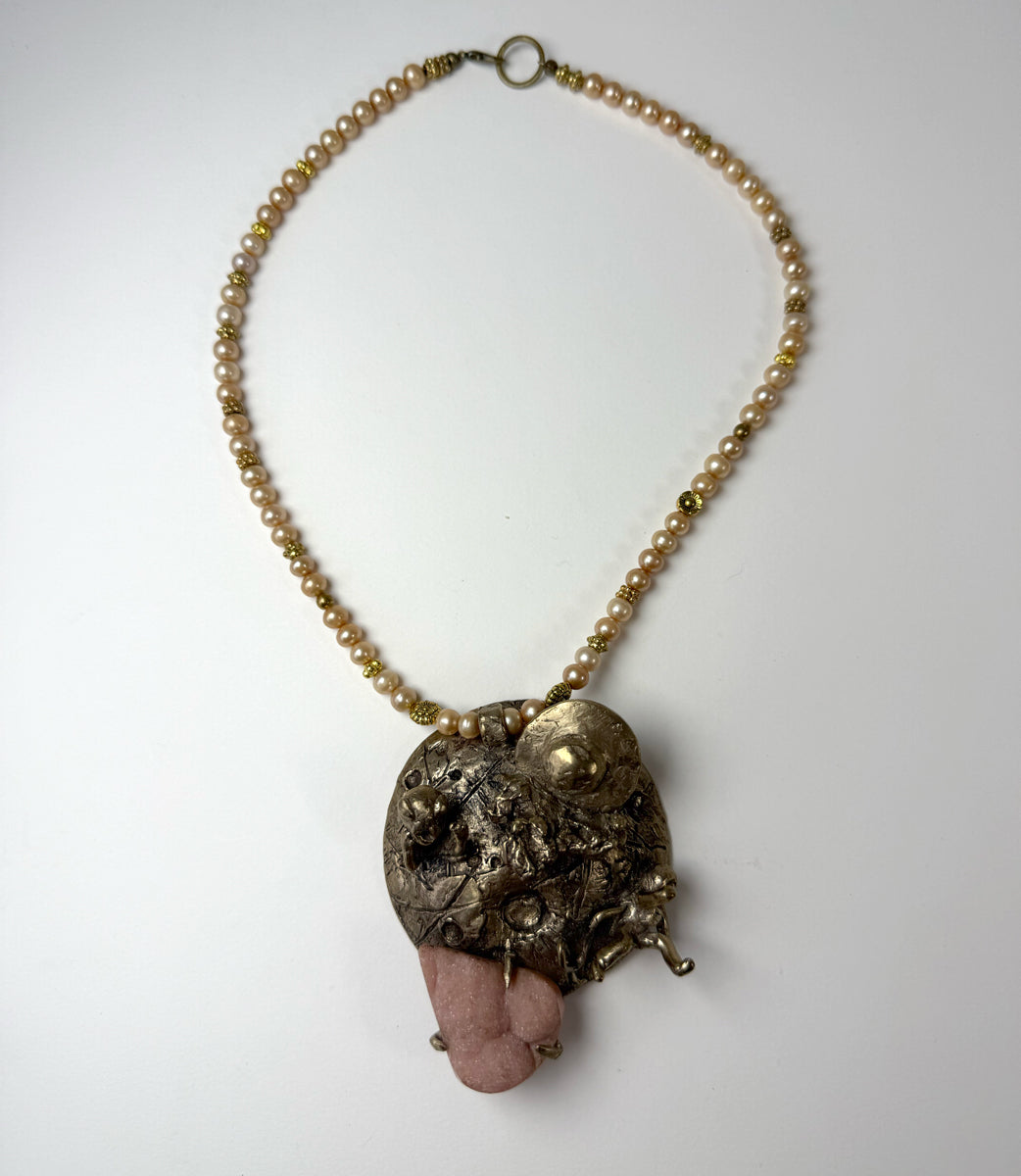 255. ET Crashes on the Moon