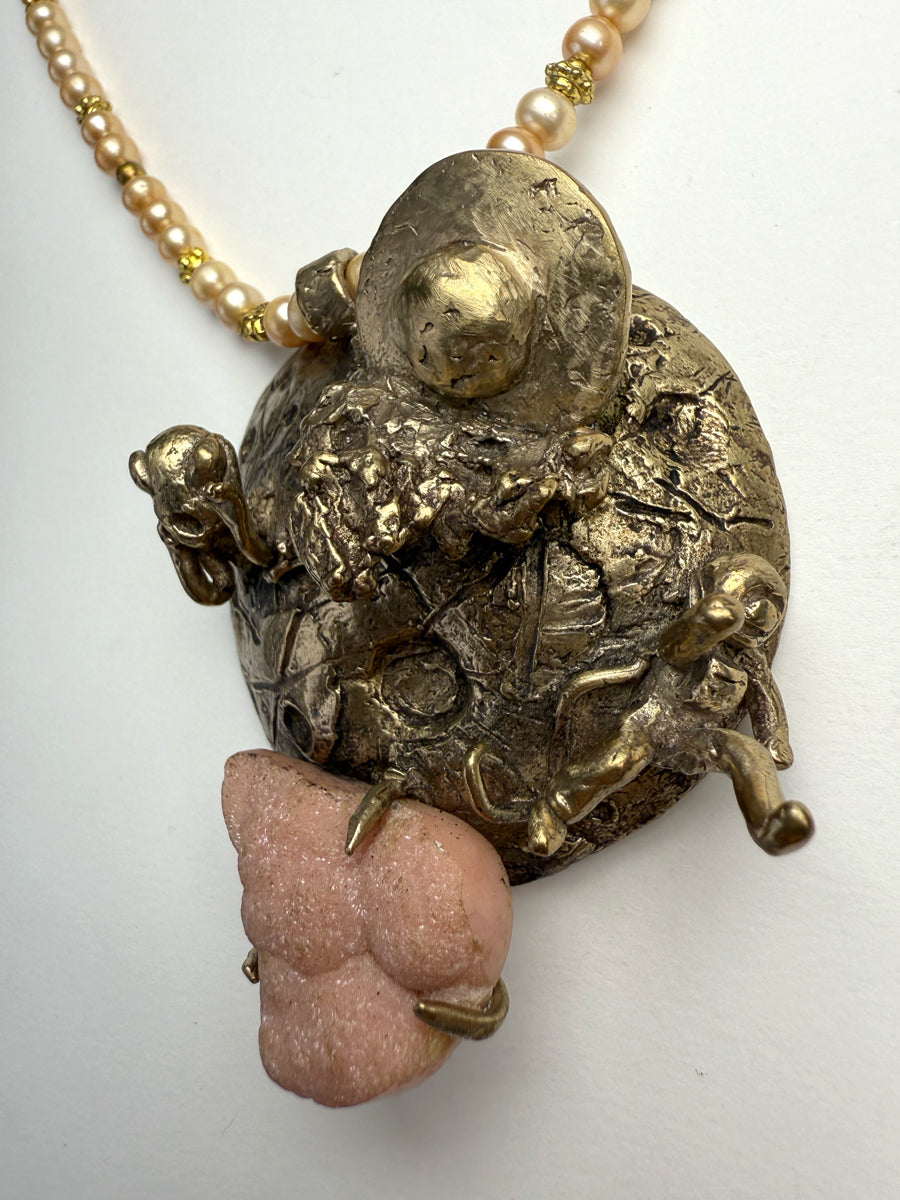 255. ET Crashes on the Moon