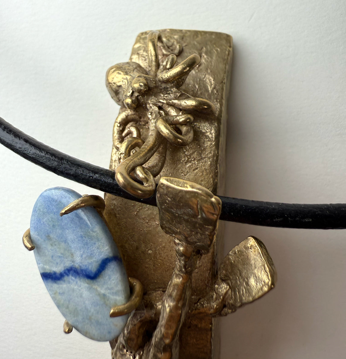 300. Diver (can hang up or down)