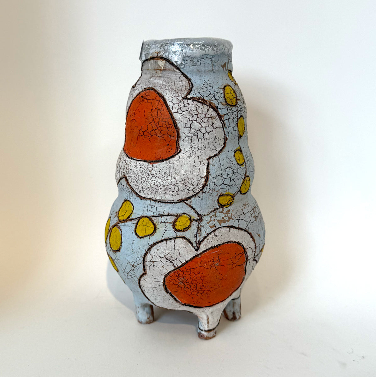 403. Lt Turquoise vase with white flowers, legs