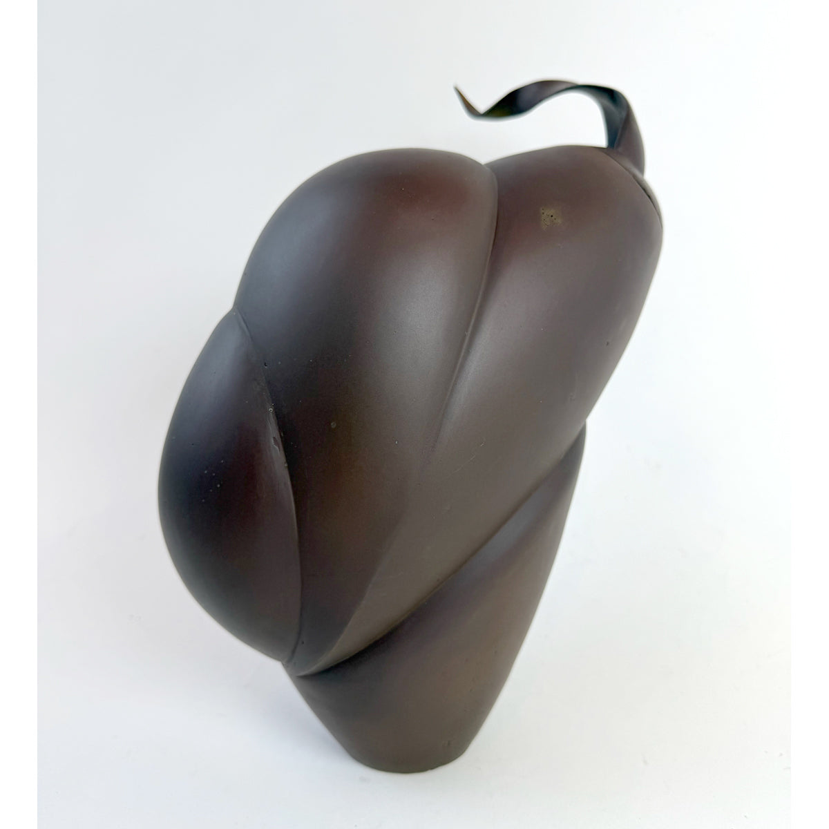 3. Etherial Urn