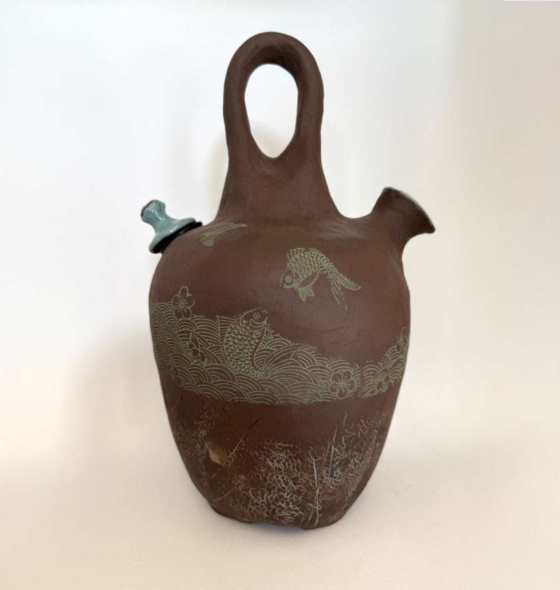 258. Tall Fish Water Jug