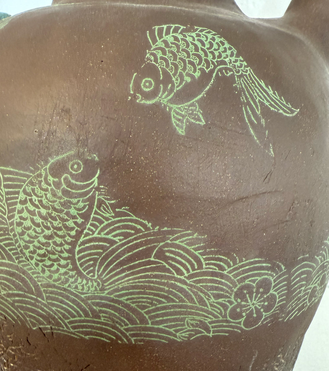 258. Tall Fish Water Jug