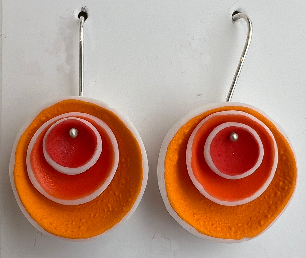 19-22. Triple Dot Dangle Earring