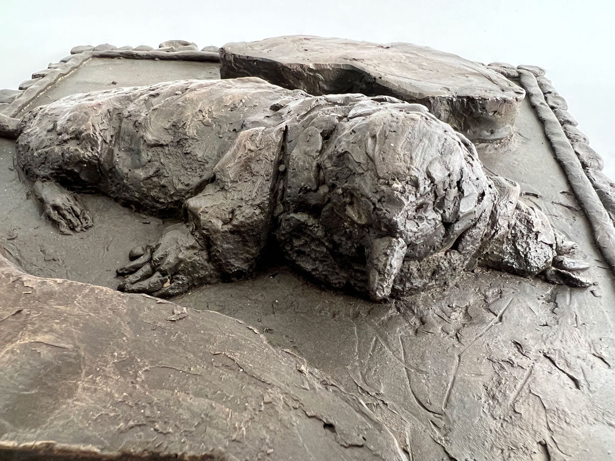 B080. Animal Plaque: Mole