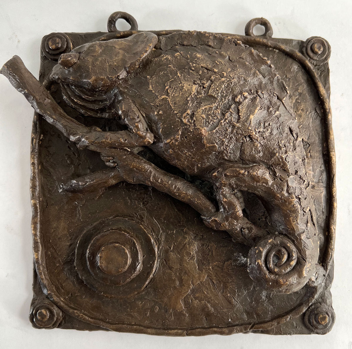 B008. Animal Plaque: Chameleon